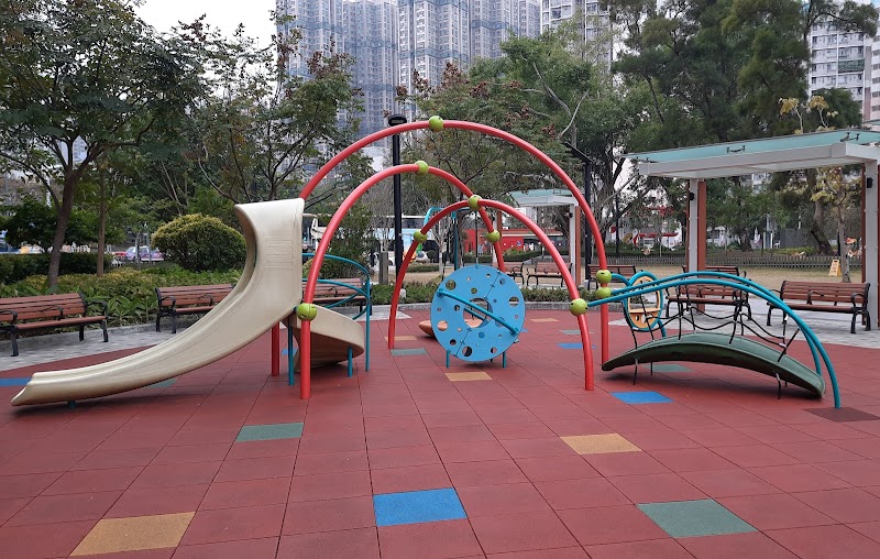 Yat Ming Road Park