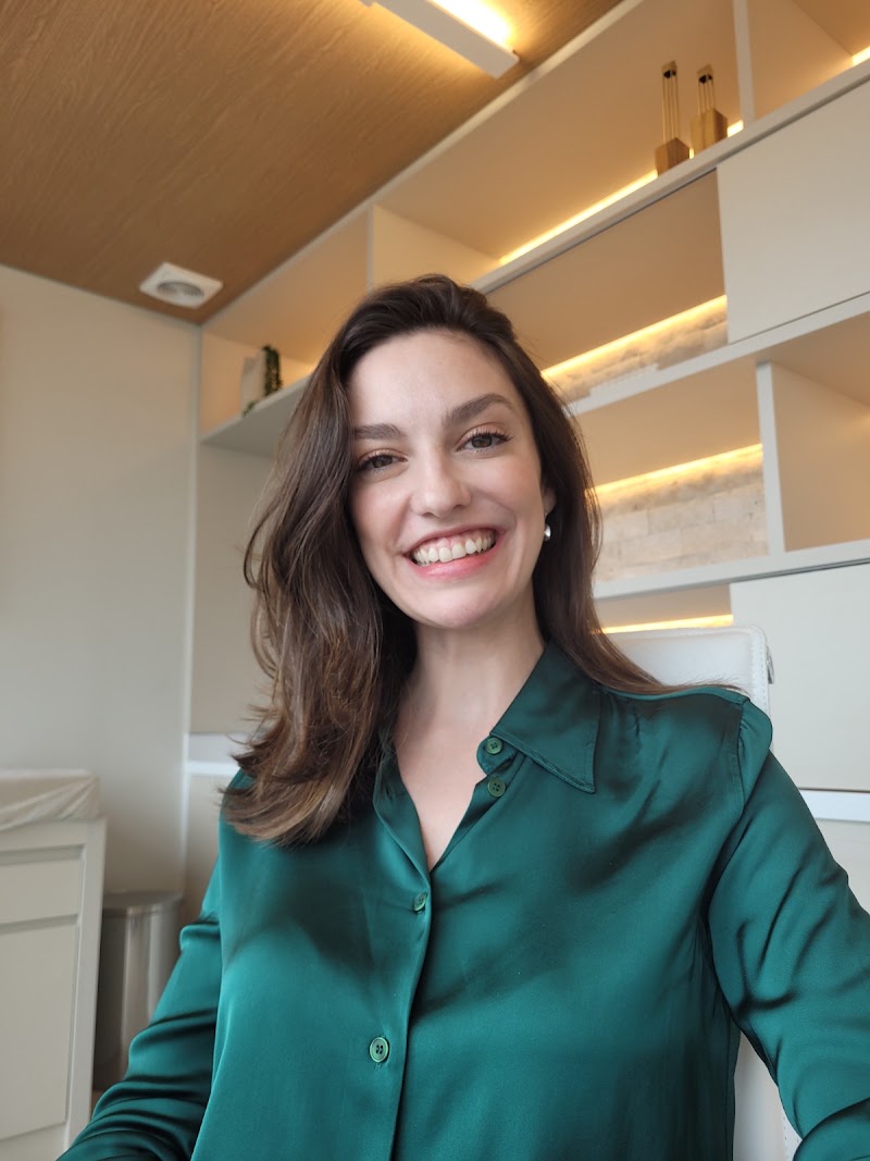 Dra. Renata Rodrigues Teixeira - Nutricionista Renal | Nutrição em Nefrologia em São Paulo