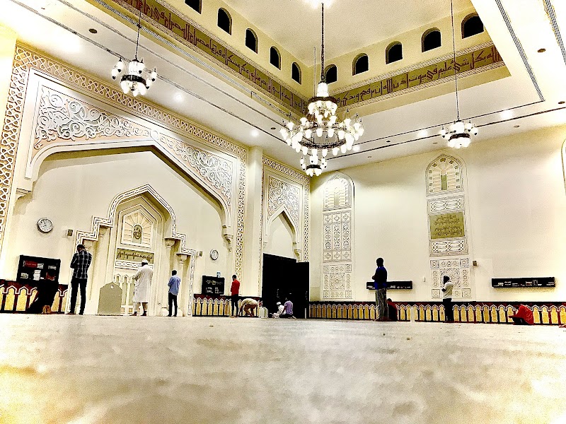 Al Satwa Al Kabeer Masjid photo 2