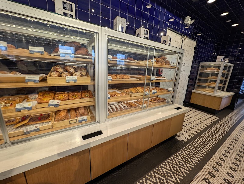 Paris Baguette photo 1