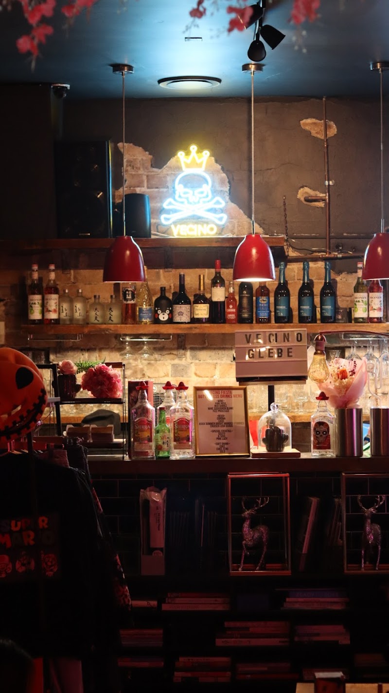 VECINO Gourmet Chicken & Tacos