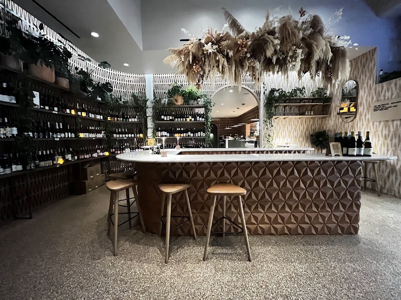 Hail Fellow Well Met photo 1