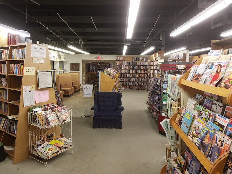 Gardner's Used Books & Comics photo 4