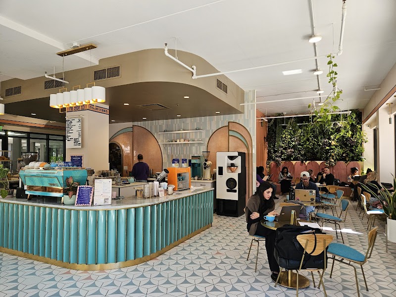 Paradeco Coffee Roasters photo 2