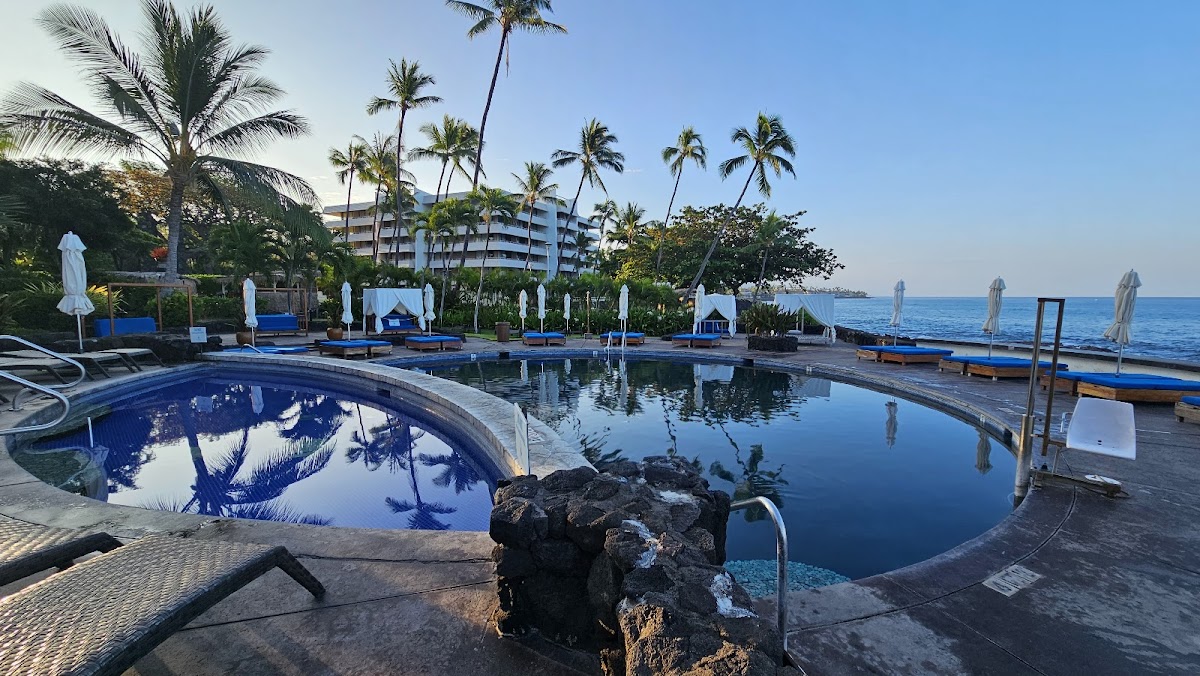 Royal Kona Resort — 4