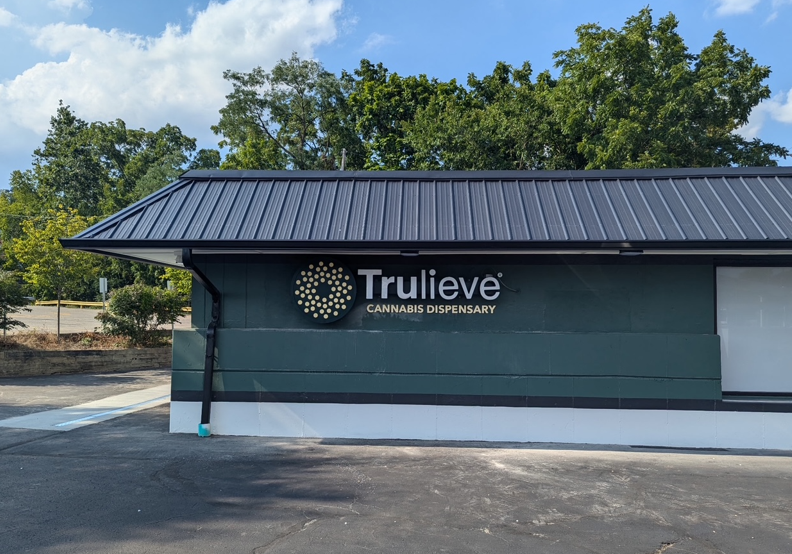 Video tour of Trulieve Cincinnati Dispensary retail environment