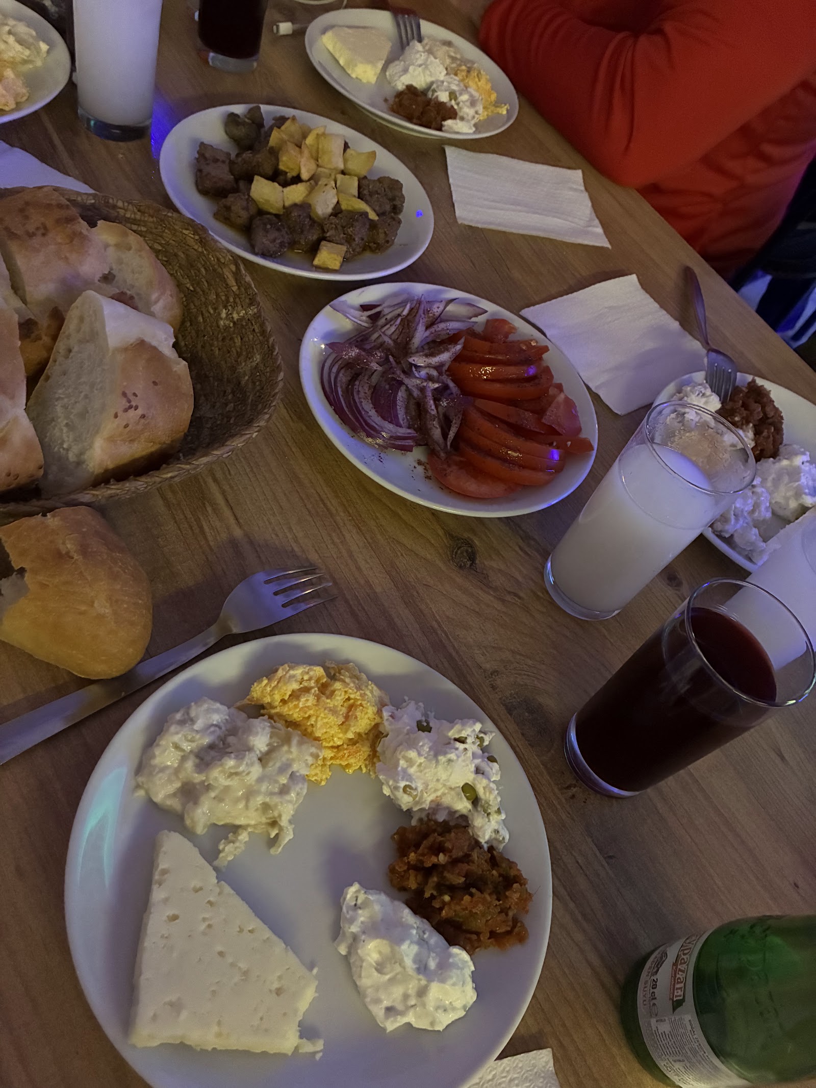 Teselli Birahanesi mekanı