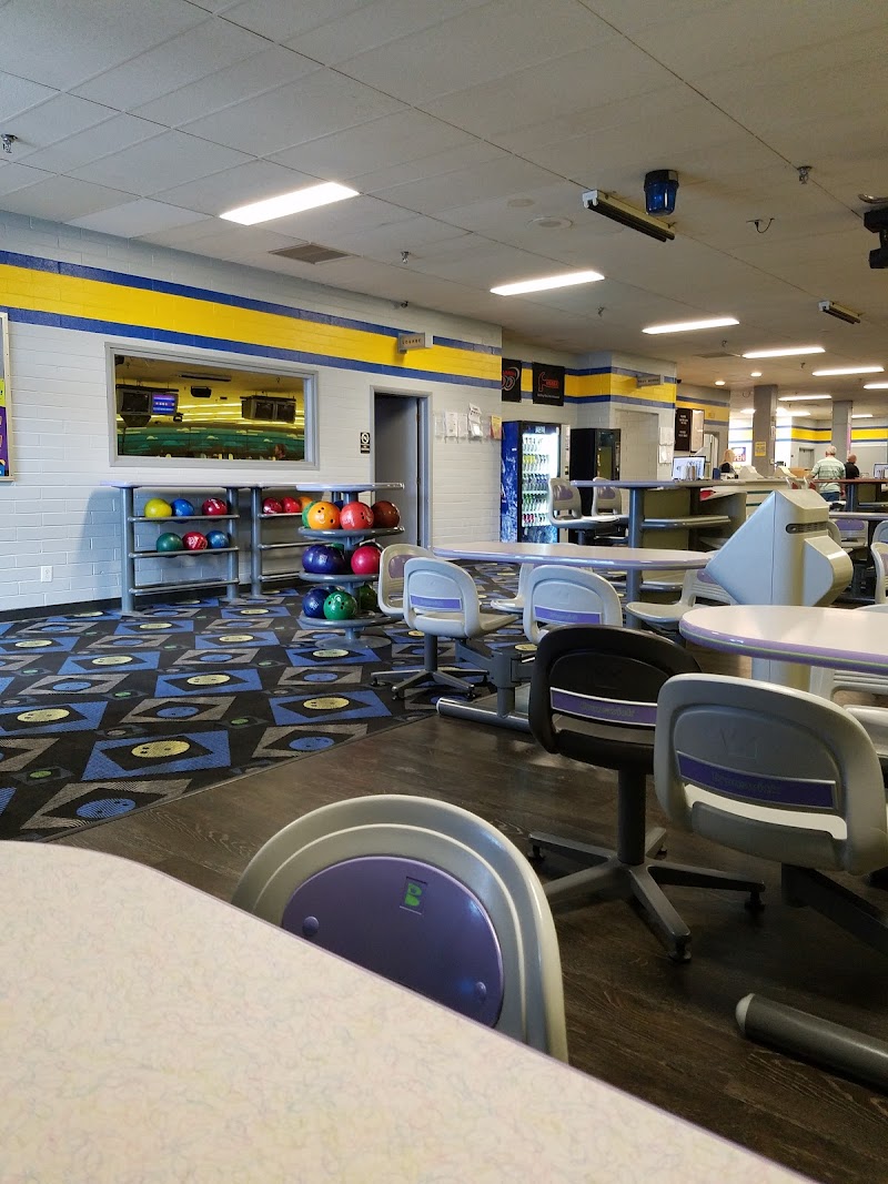 Delton Lanes photo 3