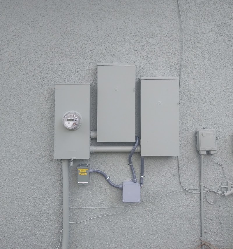 24 Electric Service Inc - Electrician in Orlando