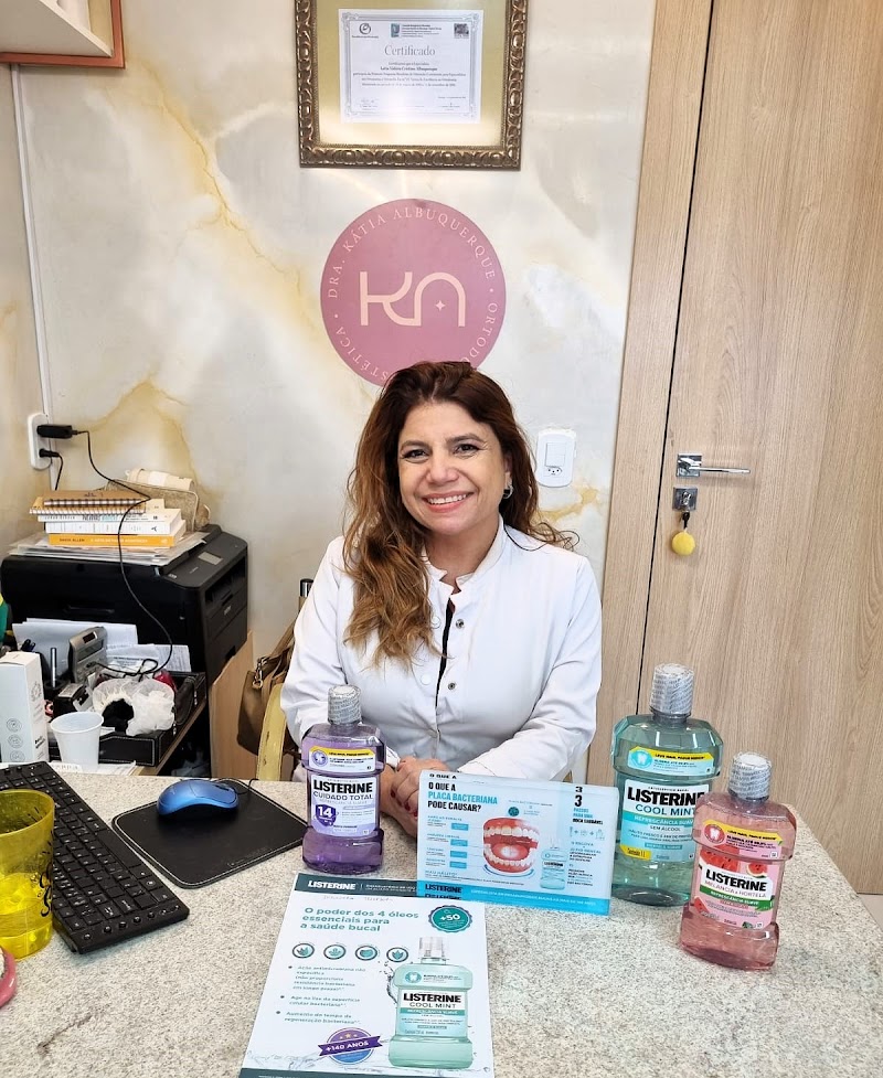 Dra. Katia Albuquerque - foto 5