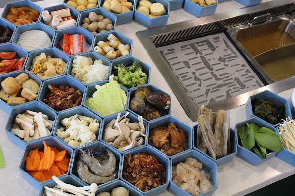 Sukahati Steamboat Restaurant Kuching