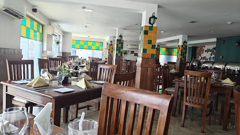 The Mango Tree photo 2