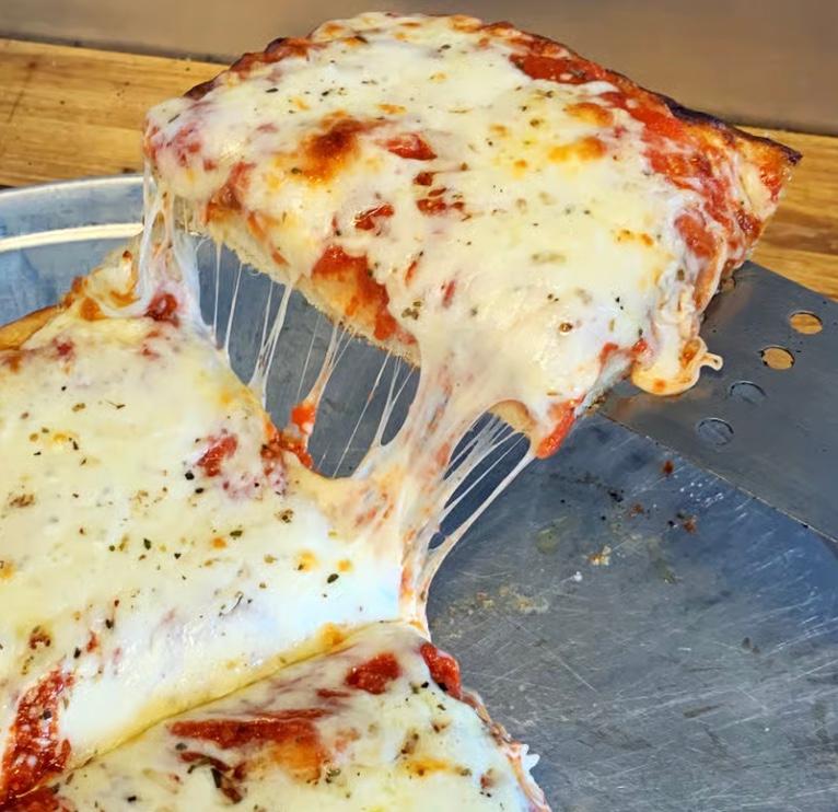 Bear Mountain Pizza & Cafe photo 4