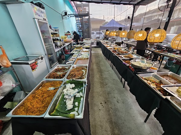 Kedai Makan Mak Long No. 1 - Photo 1