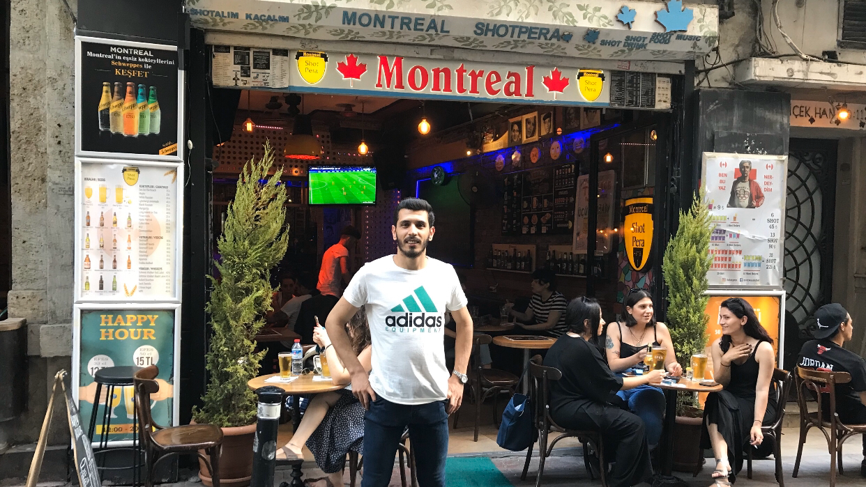 Montreal Shot Bar mekanı