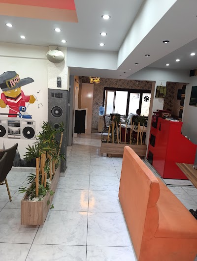 Pucca Cafe - Kafe
