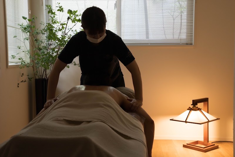 ゆったりと温活美容 いま楽整体 サウナ マッサージ よもぎ蒸し