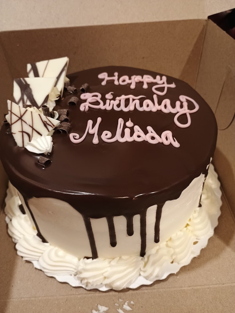 Ryke's Bakery Catering & Cafe photo 3