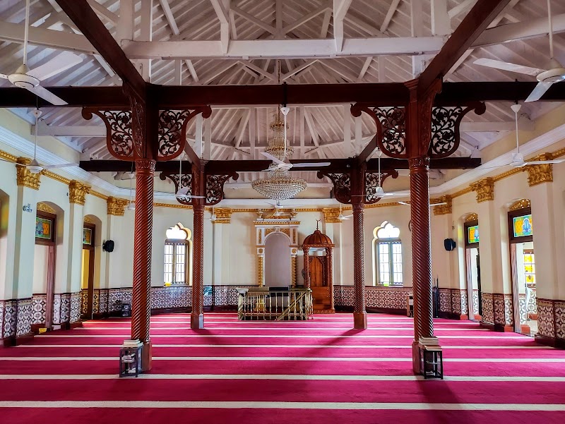 Jami Ul-Alfar Mosque photo 5