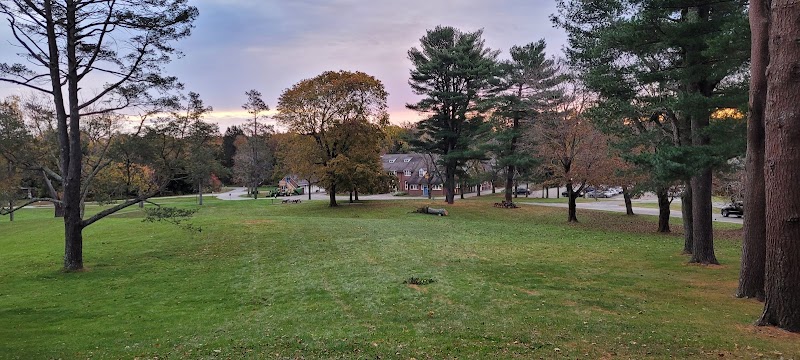 Gordon-Conwell Disc Golf Course photo 5