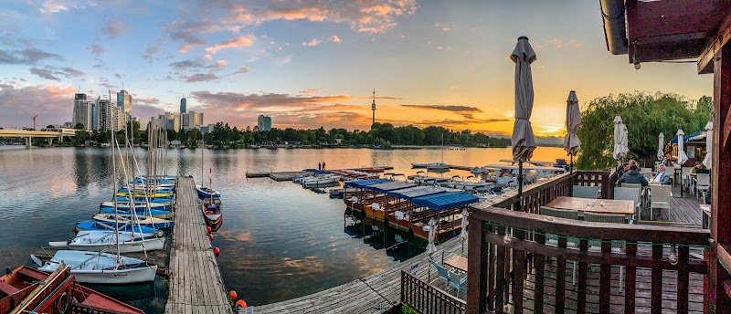 Segelschule Hofbauer by boats2sail