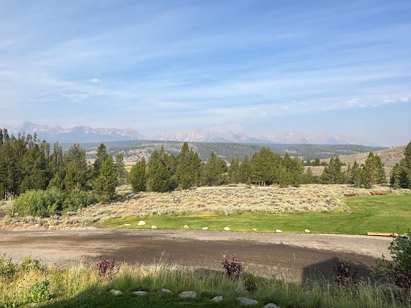 Idaho Rocky Mountain Ranch - Photo 2