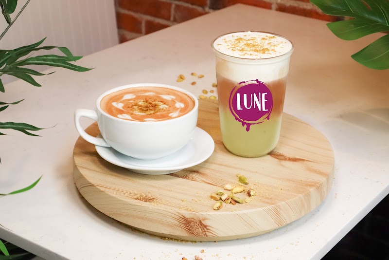 Lune Cafe photo 2
