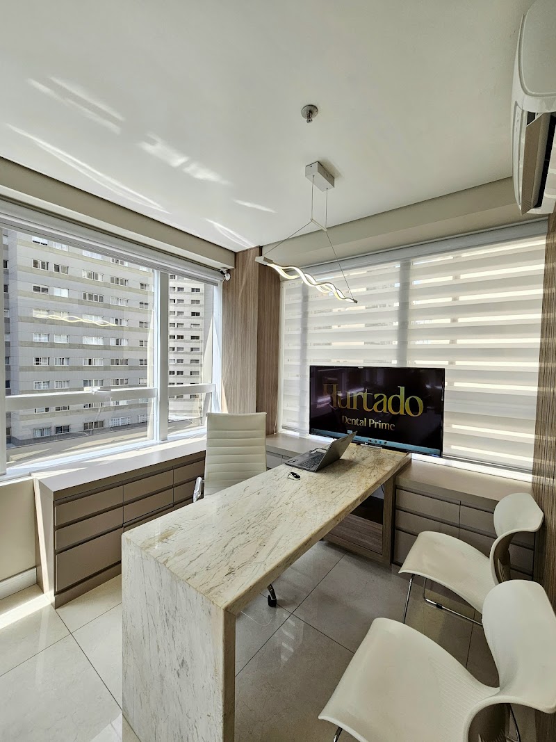 Dr. Roger Hurtado Dentista Curitiba | Hurtado Dental Prîme - foto 4
