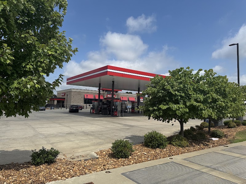 Racetrac photo 2
