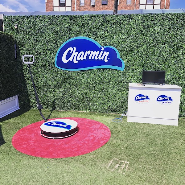 Magic Smiles Photo Booth Rental portfolio