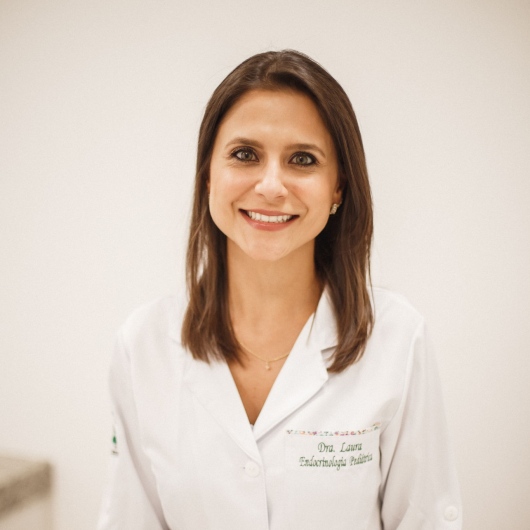 Dra. Laura Búrigo Lima Nery