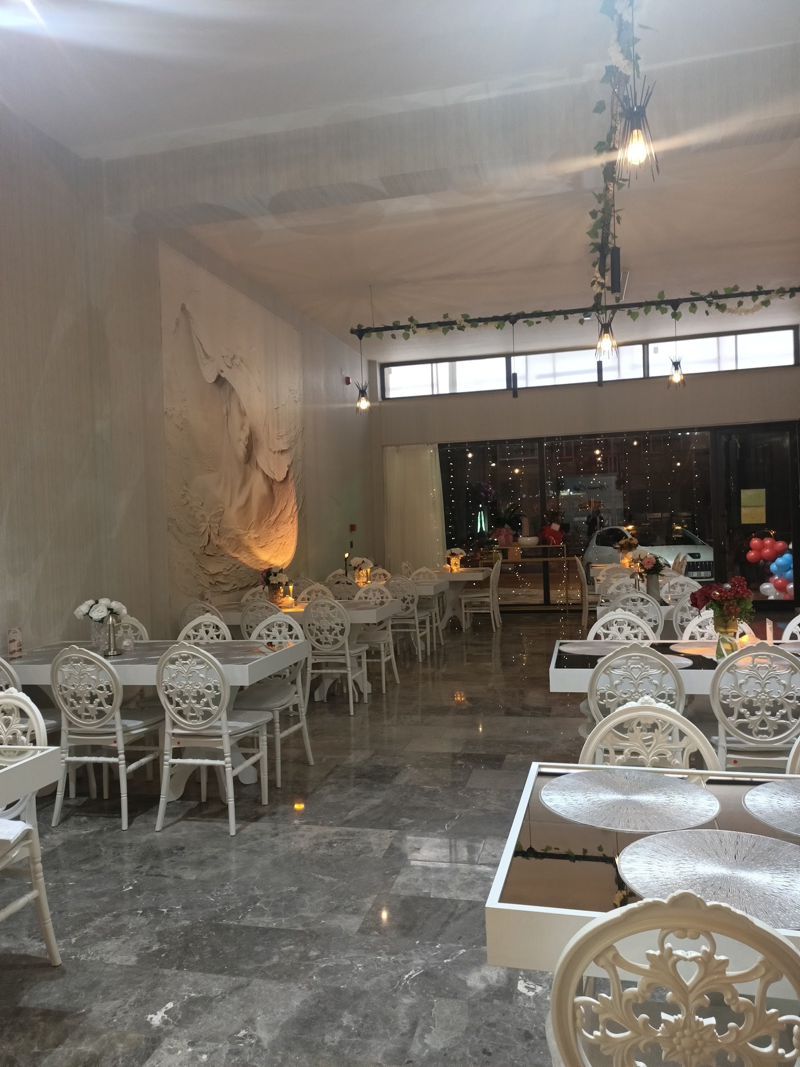 Nermin Cafe & Bistro mekanı
