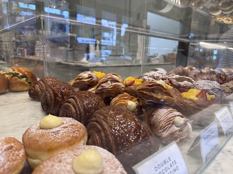 Cerin Pasticceria photo 3