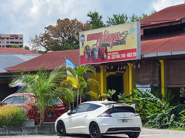 Restoran Nelayan Terapung Ujong Batu