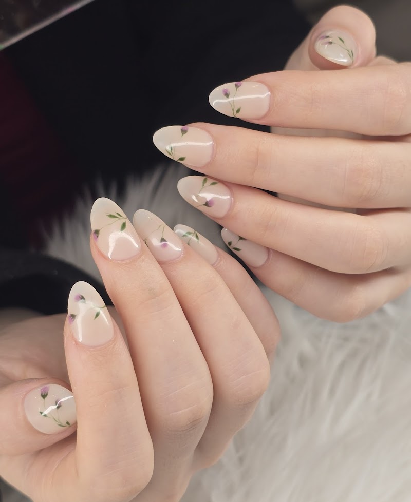 Miracle Nails and Spa