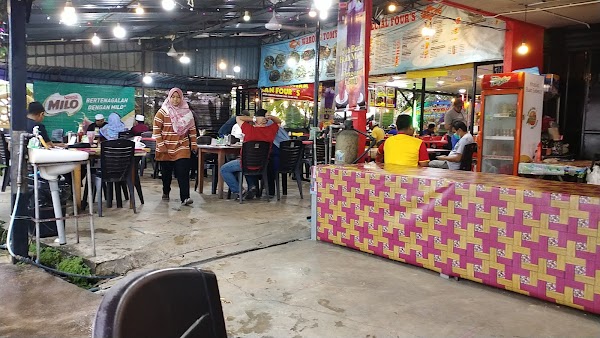 Warong Tomyam Ikan 4S - Photo 1