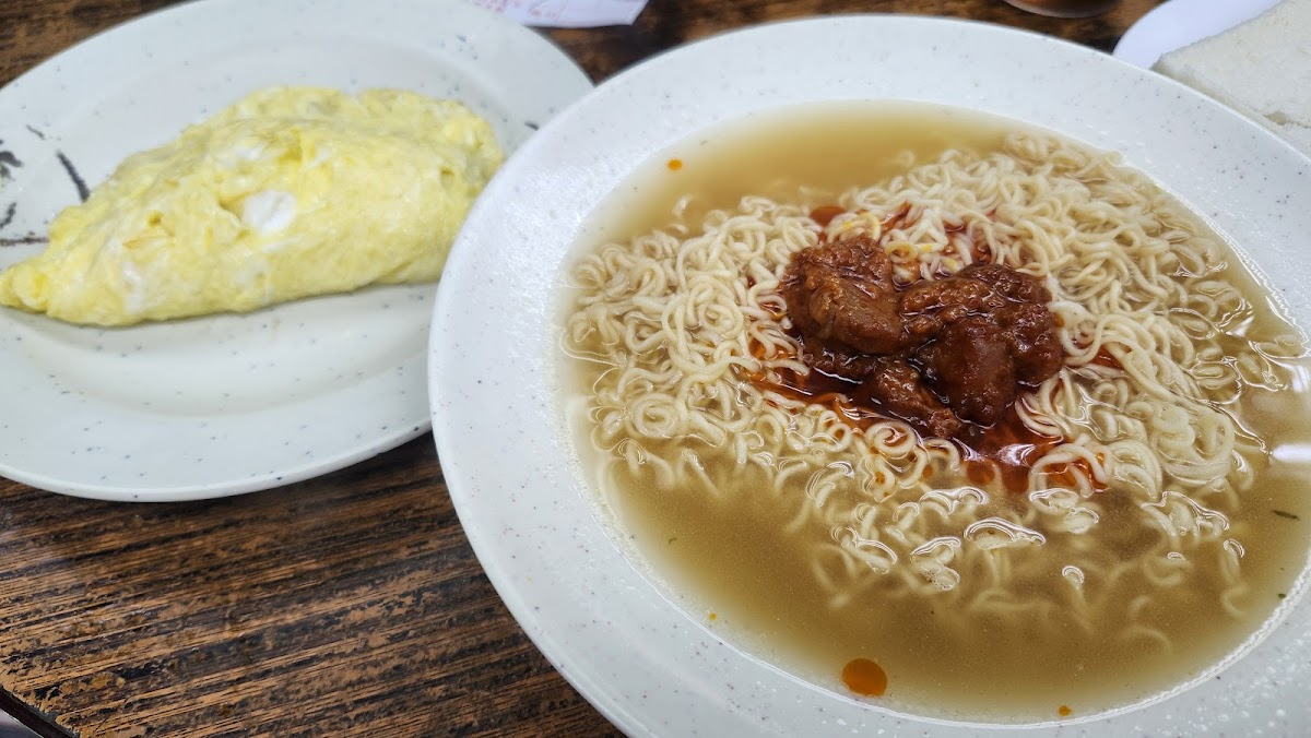 Mui Yuen Coffee Shop photo 3