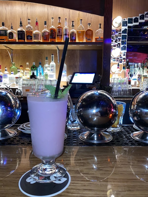 Double D's Bar