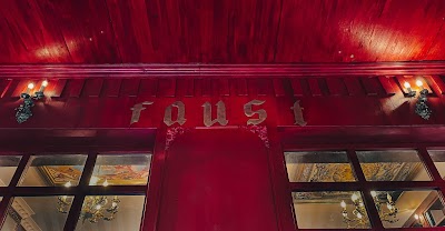 Faust Coffee & Antique Shop - Kafe