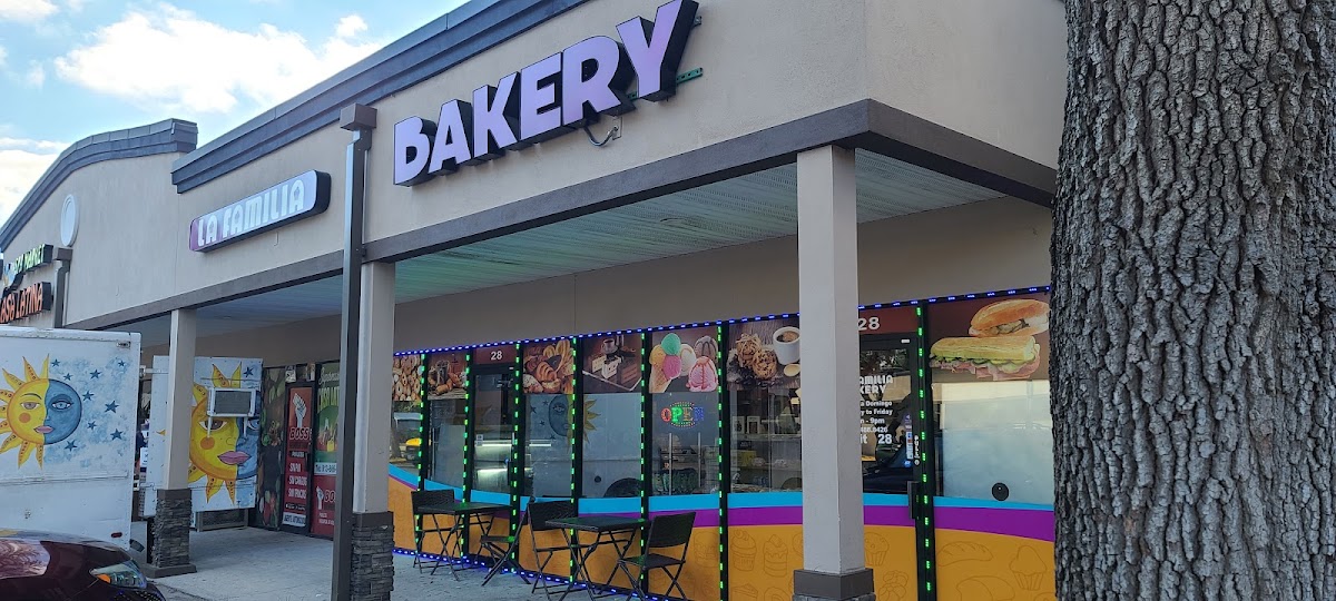 La Familia Bakery: Google Places image 1