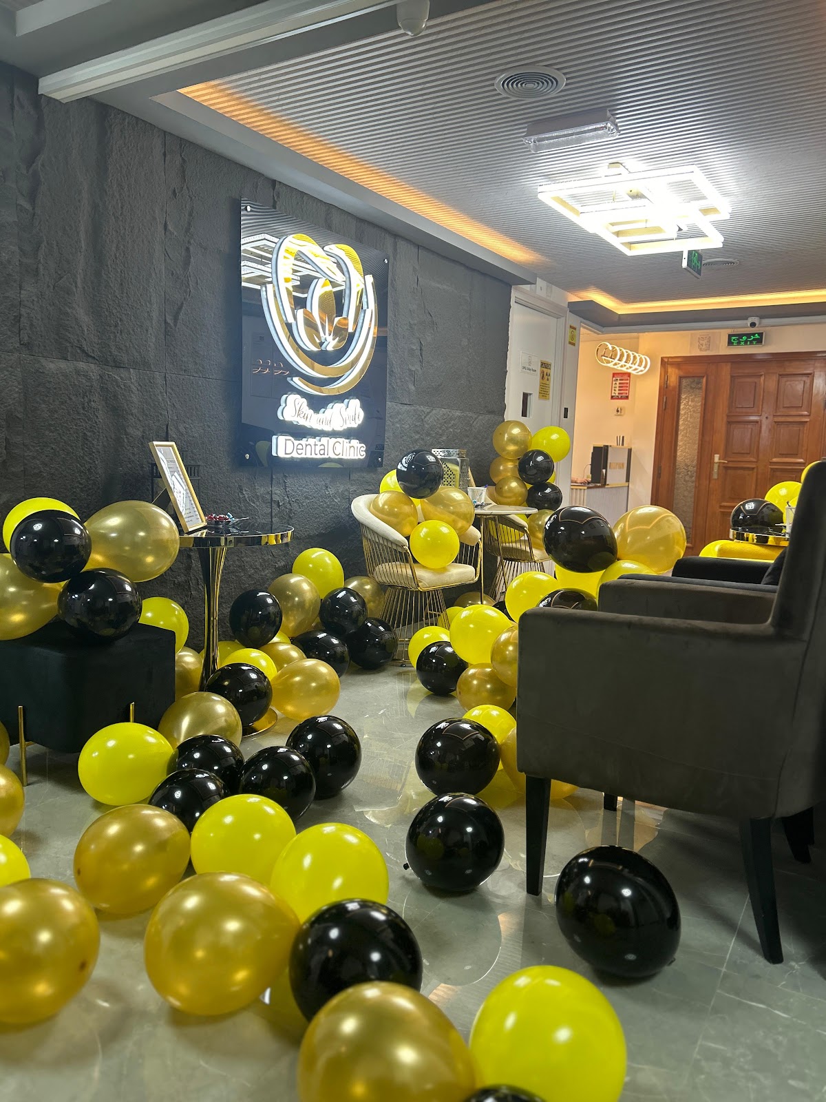 SKIN AND SMILE DENTAL CLINIC AL DANA BRANCH 4