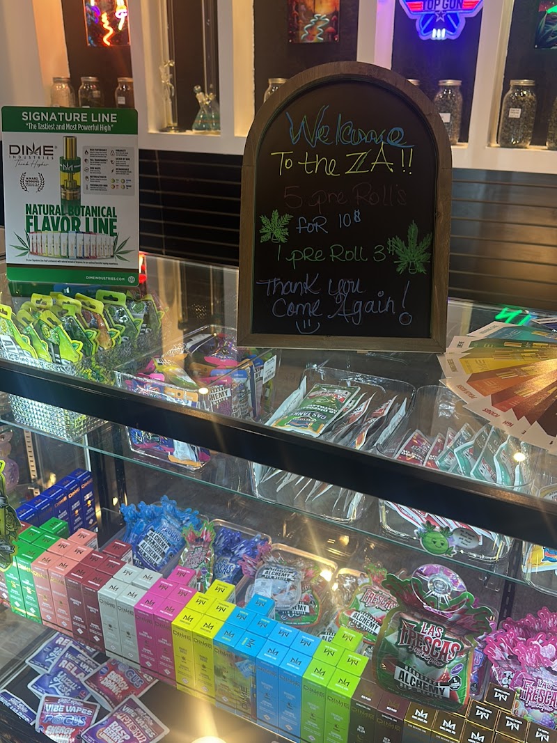 Video tour of Planet Zaza dispensary retail environment