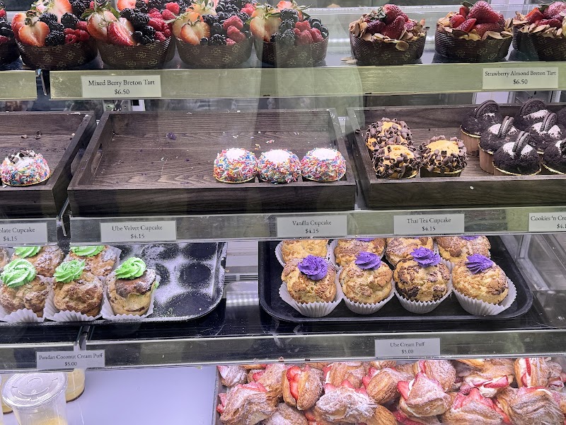 Banh & Butter Bakery Cafe photo 3