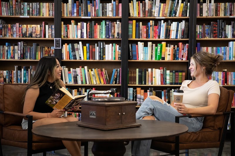 Noley's - Books, Art & Whatnot photo 3