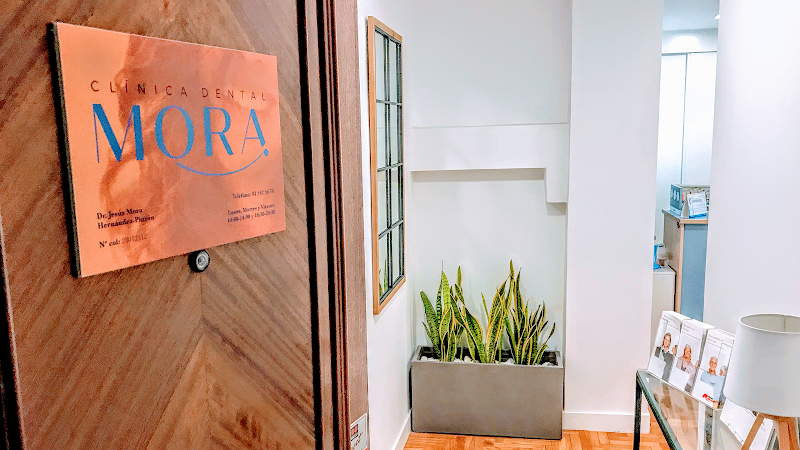 Clínica Dental Jesús Mora | Dentista Argüelles