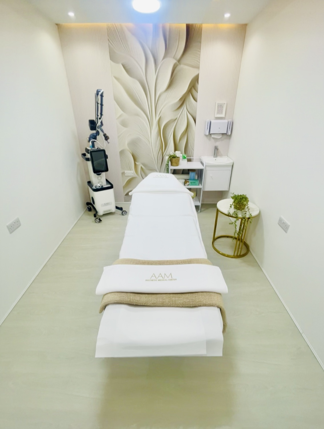 AAM Aesthetic Medical Center | Skin Clinic Dubai 3