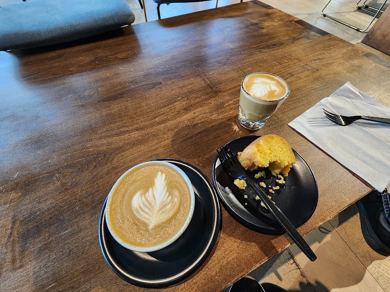 RE:defined Coffee House photo 2