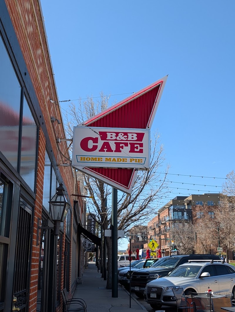 B & B Cafe photo 4