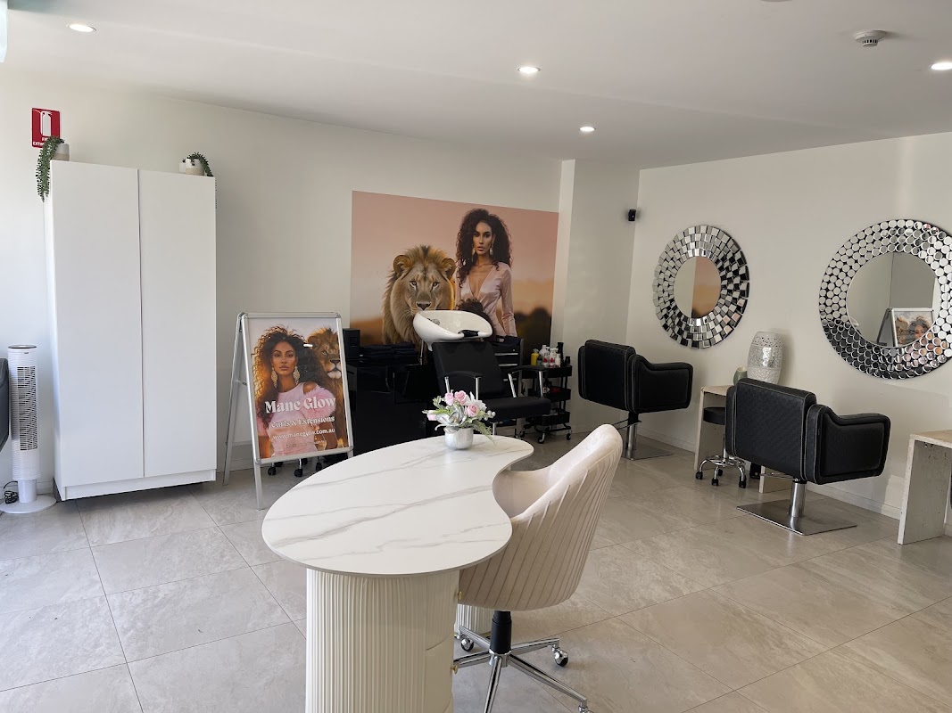 Mane Glow Curls and Extensions photo 1