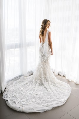 Elise Ann Hair photo 2